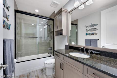 7801 Hawthorne Dr 2701, Naples FL - photo 13 of 37