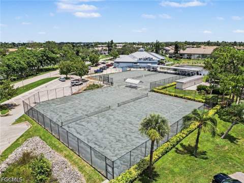 5625 Trailwinds Dr 412, Fort Myers FL - photo 19 of 26