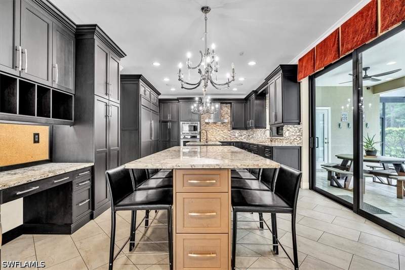 6 bedroom SingleFamilyResidence at 12898 Kedleston Cir, Cross Creek Estates, Fort Myers — photo 3