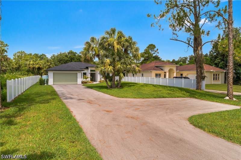 3 bedroom SingleFamilyResidence at 2719 2nd St NW, Golden Gate Estates, Naples — photo 4