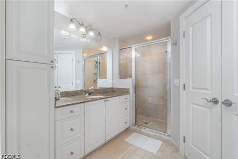 2825 Palm Beach Blvd 614, Fort Myers FL - photo 10 of 22