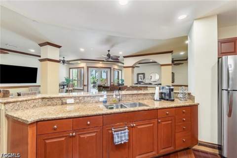 2825 Palm Beach Blvd 614, Fort Myers FL - photo 19 of 22