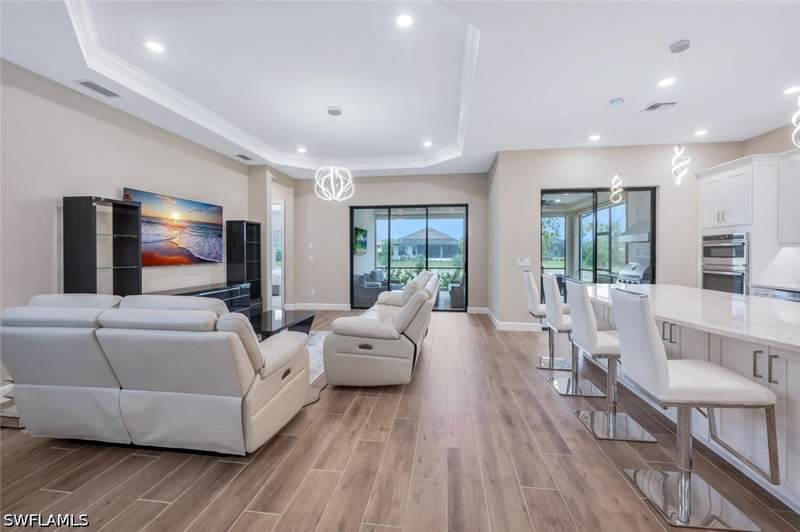 3 bedroom SingleFamilyResidence at 8448 Rosa Ct, Esplanade At Hacienda Lakes, Naples — photo 4