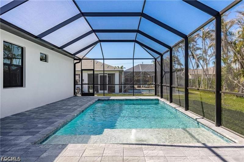 3 bedroom SingleFamilyResidence at 2717 SW 46th Ter, Cape Coral, Cape Coral — photo 5