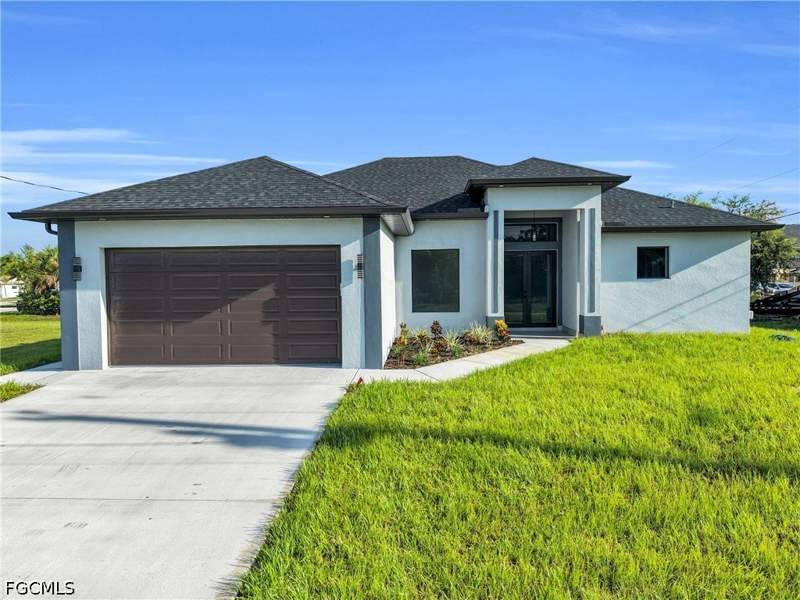 3 bedroom SingleFamilyResidence at 2204 E 7th St, Lehigh Acres, Lehigh Acres — photo 3