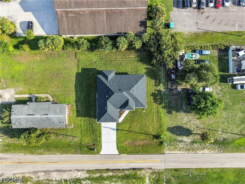 3 bedroom SingleFamilyResidence at 2204 E 7th St, Lehigh Acres, Lehigh Acres — photo 4