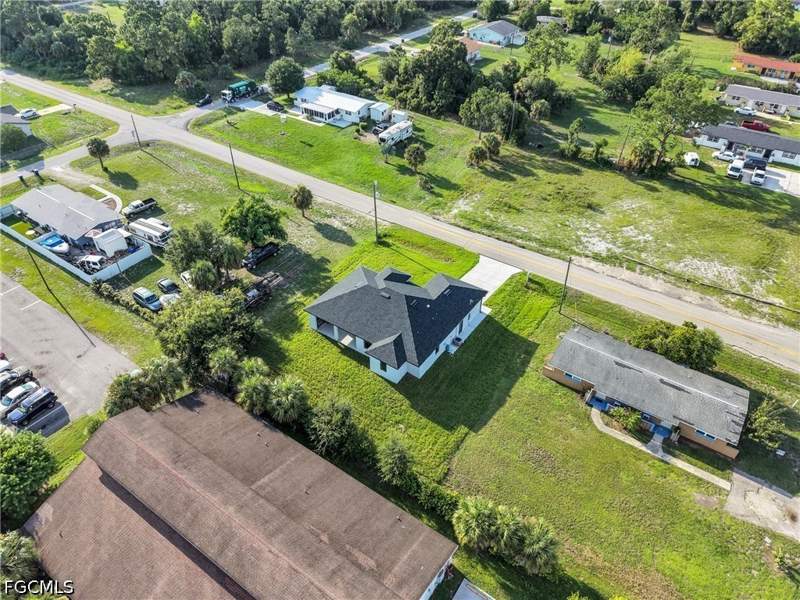 3 bedroom SingleFamilyResidence at 2204 E 7th St, Lehigh Acres, Lehigh Acres — photo 5
