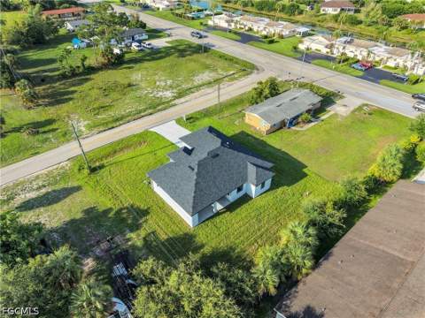 2204 E 7th St, Lehigh Acres FL - photo 6 of 37