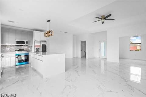 1806 NE 21st Pl, Cape Coral FL - photo 6 of 36