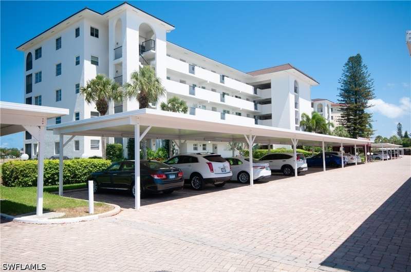 2 bedroom Condominium at 29 High Point Cir E 503, High Point Country Club, Naples — photo 2