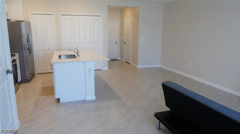 3 bedroom Townhouse at 4275 Cirella Ct, Crane Landing, North Fort Myers — photo 4