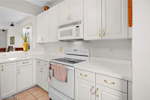 11227 Lakeland Cir, Fort Myers FL - photo 8 of 46