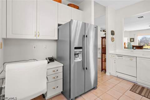 11227 Lakeland Cir, Fort Myers FL - photo 9 of 46