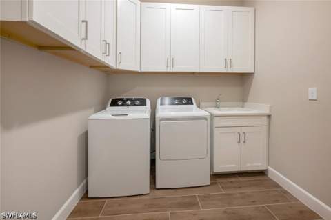 8416 Rosa Ct, Naples FL - photo 20 of 34