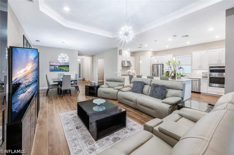 3 bedroom SingleFamilyResidence at 8416 Rosa Ct, Esplanade At Hacienda Lakes, Naples — photo 3