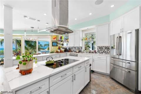 8124 Estero Blvd, Fort Myers Beach FL - photo 7 of 34