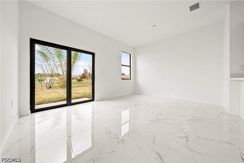3 bedroom SingleFamilyResidence at 3106 61st St W, Lehigh Acres, Lehigh Acres — photo 2