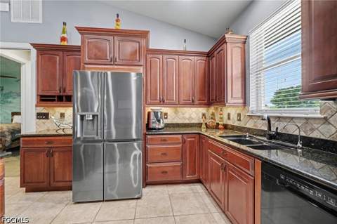 2911 NW 14th Ter, Cape Coral FL - photo 14 of 34