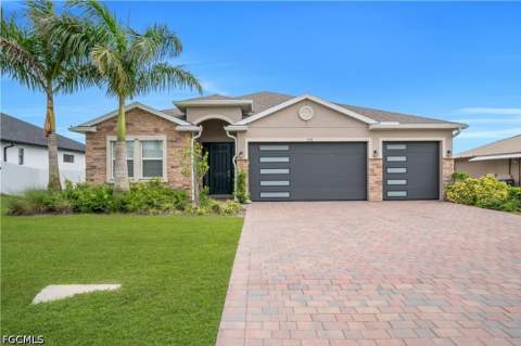 838 NW 2nd St, Cape Coral FL - photo 7 of 29