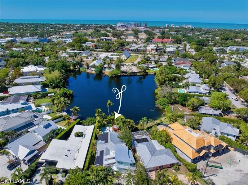 5 bedroom SingleFamilyResidence at 1155 12th St N, Lake Park, Naples — photo 3