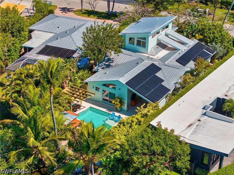 5 bedroom SingleFamilyResidence at 1155 12th St N, Lake Park, Naples — photo 5