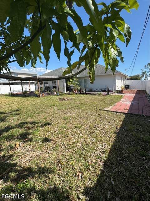 1213 SW 18th Ter, Cape Coral FL - photo 18 of 19