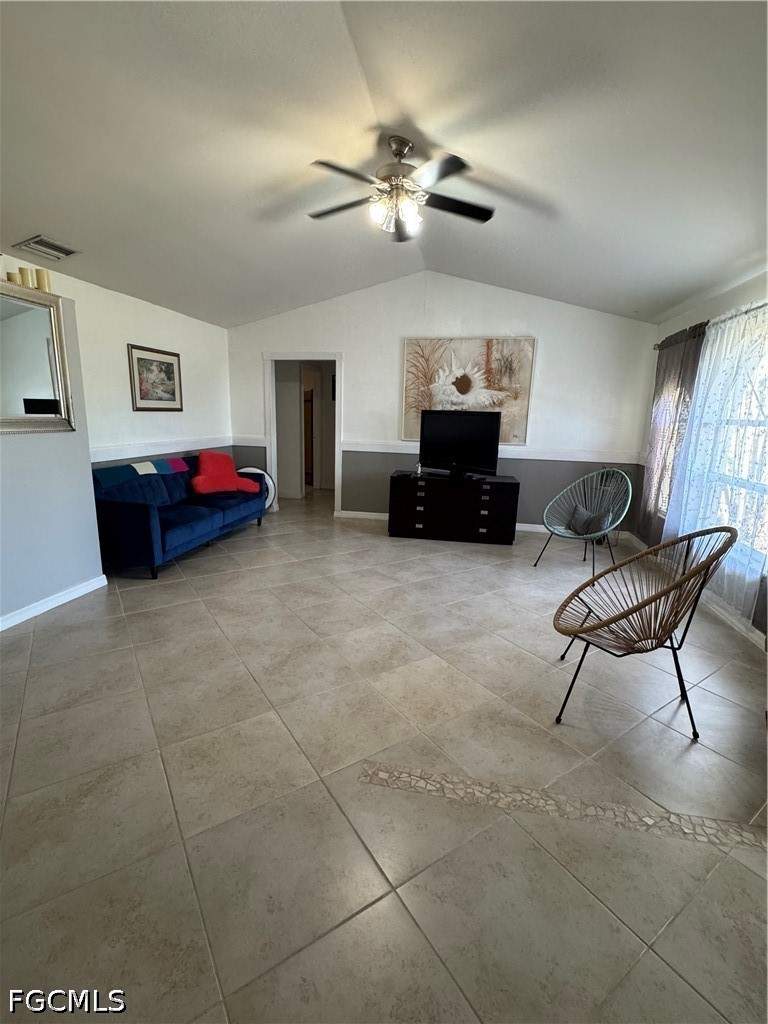3 bedroom SingleFamilyResidence at 1213 SW 18th Ter, Cape Coral, Cape Coral — photo 5