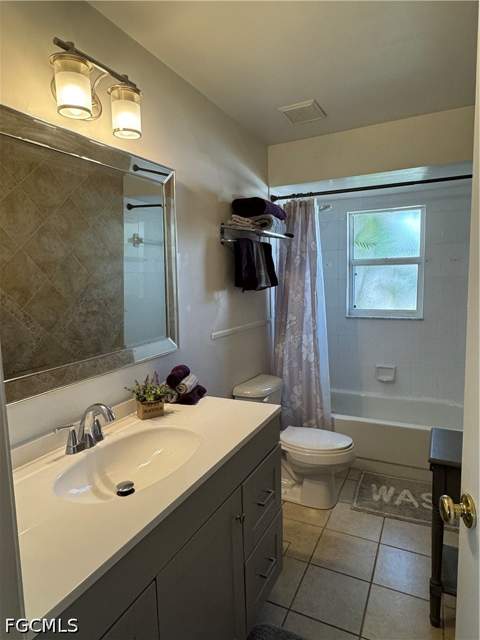 1213 SW 18th Ter, Cape Coral FL - photo 6 of 19