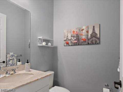 8812 Madrid Cir, Naples FL - photo 11 of 37
