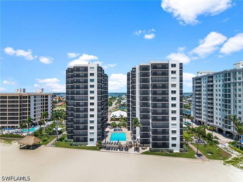 2 bedroom Condominium at 6612 Estero Blvd 903, Island Winds Condo, Fort Myers Beach — photo 2