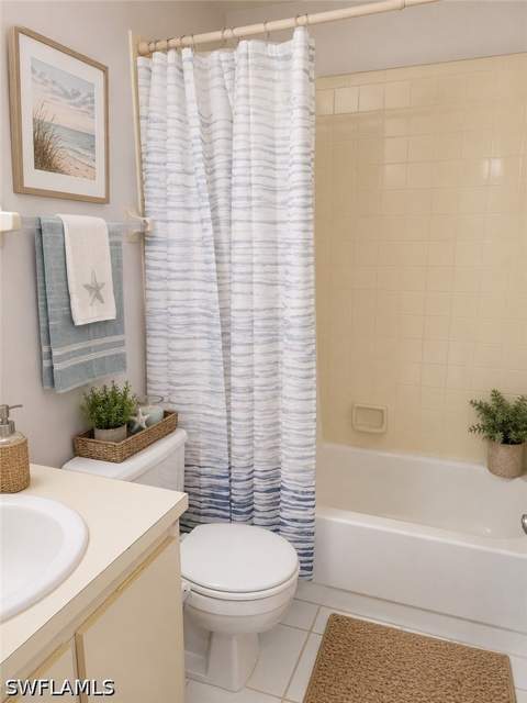 2618 Kings Lake Blvd 2-202, Naples FL - photo 13 of 15
