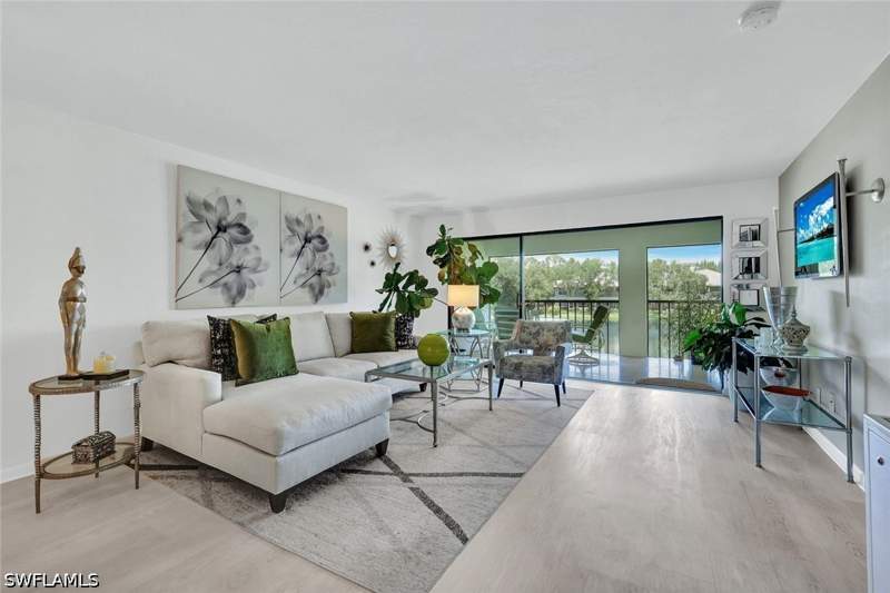 2 bedroom Condominium at 800 Misty Pines Cir 205, Misty Pines, Naples — photo 5