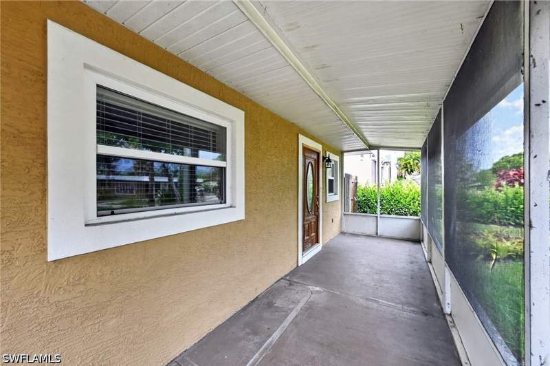 2 bedroom SingleFamilyResidence at 1266 Trail Terrace Dr, Trail Terrace, Naples — photo 4