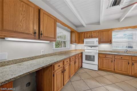 1266 Trail Terrace Dr, Naples FL - photo 8 of 34