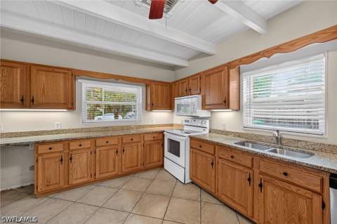 1266 Trail Terrace Dr, Naples FL - photo 9 of 34