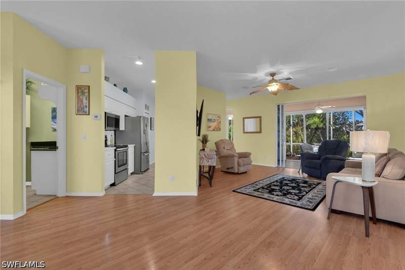 2 bedroom SingleFamilyResidence at 2180 Rio Nuevo Dr, Del Vera Country Club, North Fort Myers — photo 4