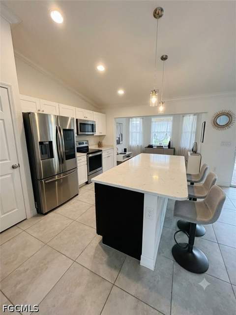 2504 NW 19th Pl, Cape Coral FL - photo 10 of 13