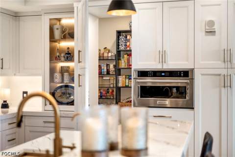 1125 Central Ave 560, Naples FL - photo 7 of 44
