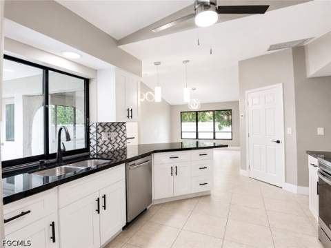 1520 SE 20th Ct, Cape Coral FL - photo 8 of 26