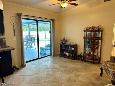304 NE 19th Ter, Cape Coral FL - photo 14 of 29