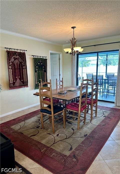 304 NE 19th Ter, Cape Coral FL - photo 6 of 29