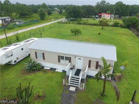 451 Bald Cypress Ave, Clewiston FL - photo 6 of 26