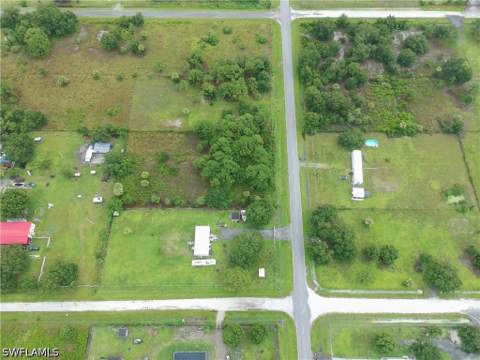451 Bald Cypress Ave, Clewiston FL - photo 8 of 26