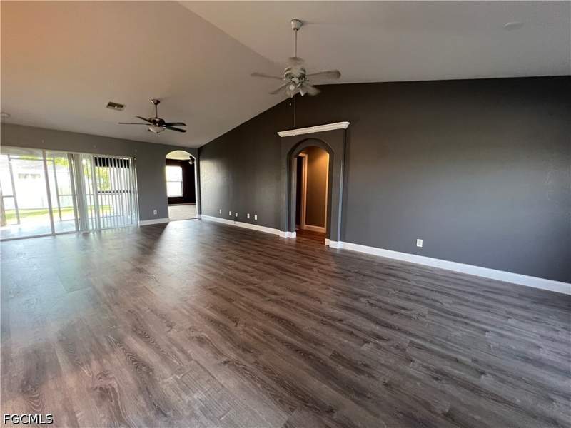 3 bedroom SingleFamilyResidence at 1722 NW 18th Ter, Cape Coral, Cape Coral — photo 2
