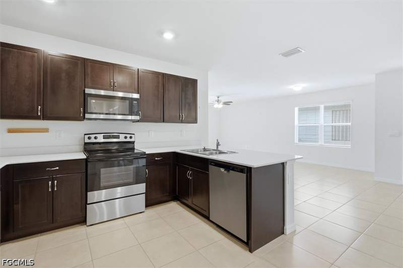 2 bedroom Attached at 20530 Plumwood Loop, Magnolia Landing, North Fort Myers — photo 4