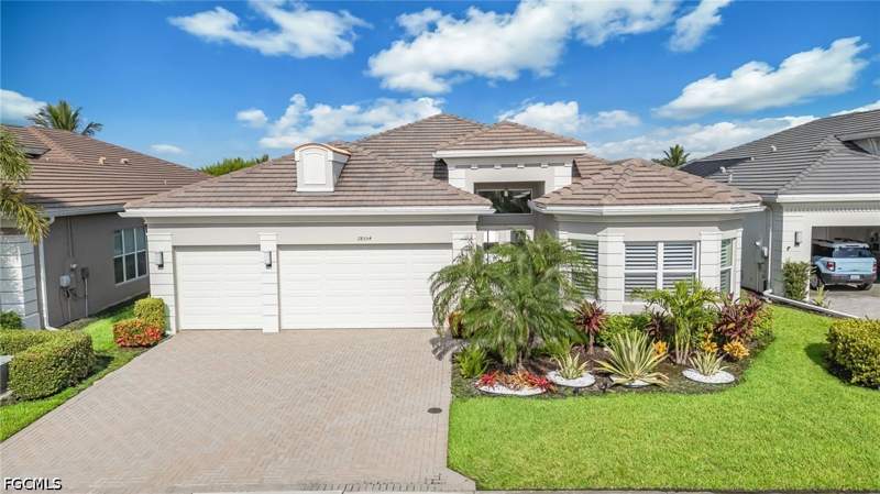 3 bedroom SingleFamilyResidence at 28554 Wharton Dr, Valencia Bonita, Bonita Springs — photo 4