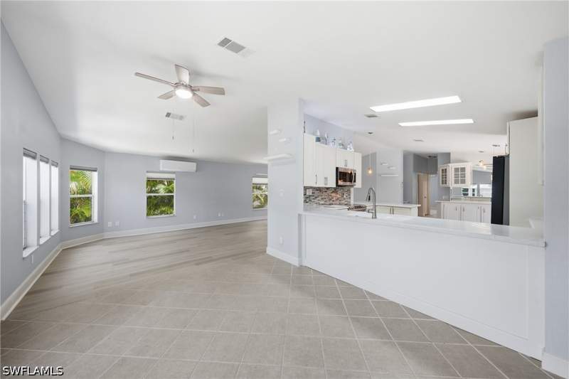 2 bedroom ManufacturedHome at 26821 Sammoset Way, Carousel Cove, Bonita Springs — photo 3