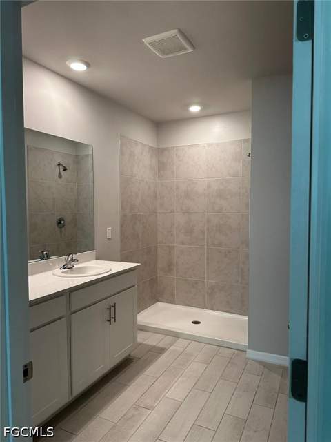 230 Nicholas Pkwy W, Cape Coral FL - photo 8 of 13