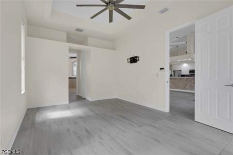 8596 Southwind Bay Cir, Fort Myers FL - photo 18 of 36