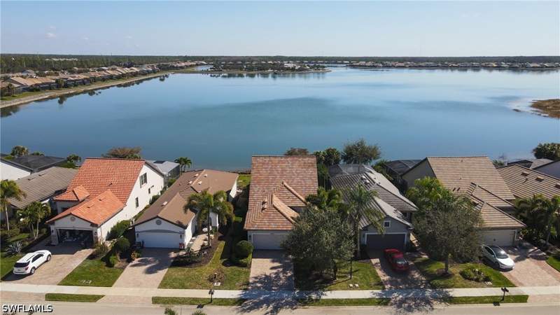 3 bedroom SingleFamilyResidence at 20281 Corkscrew Shores Blvd, Corkscrew Shores, Estero — photo 3